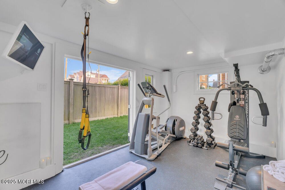 Fitness Equipment, Interior, Recessed Lighting