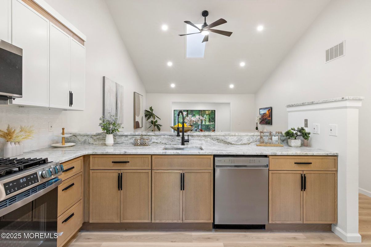 Interior, Kitchen, Recessed Lighting, Wood Texture Flooring