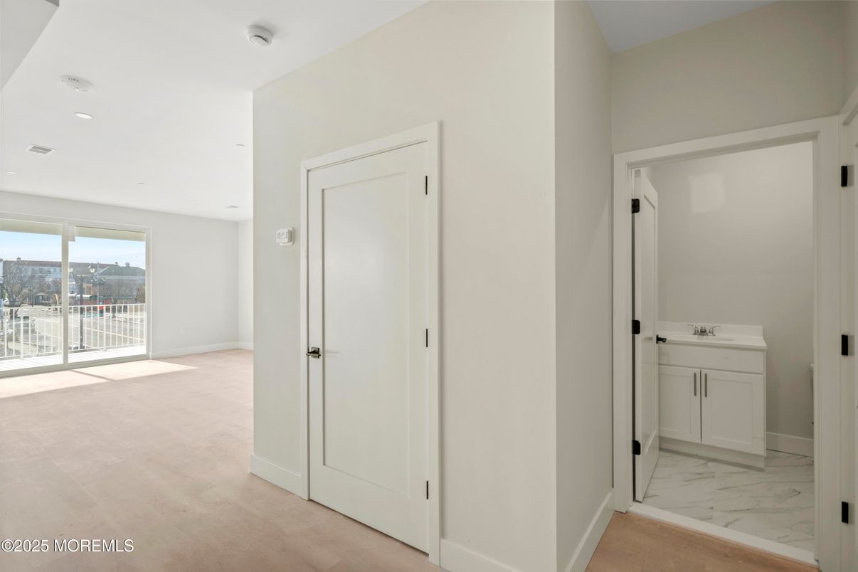 Interior, Marble, Recessed Lighting