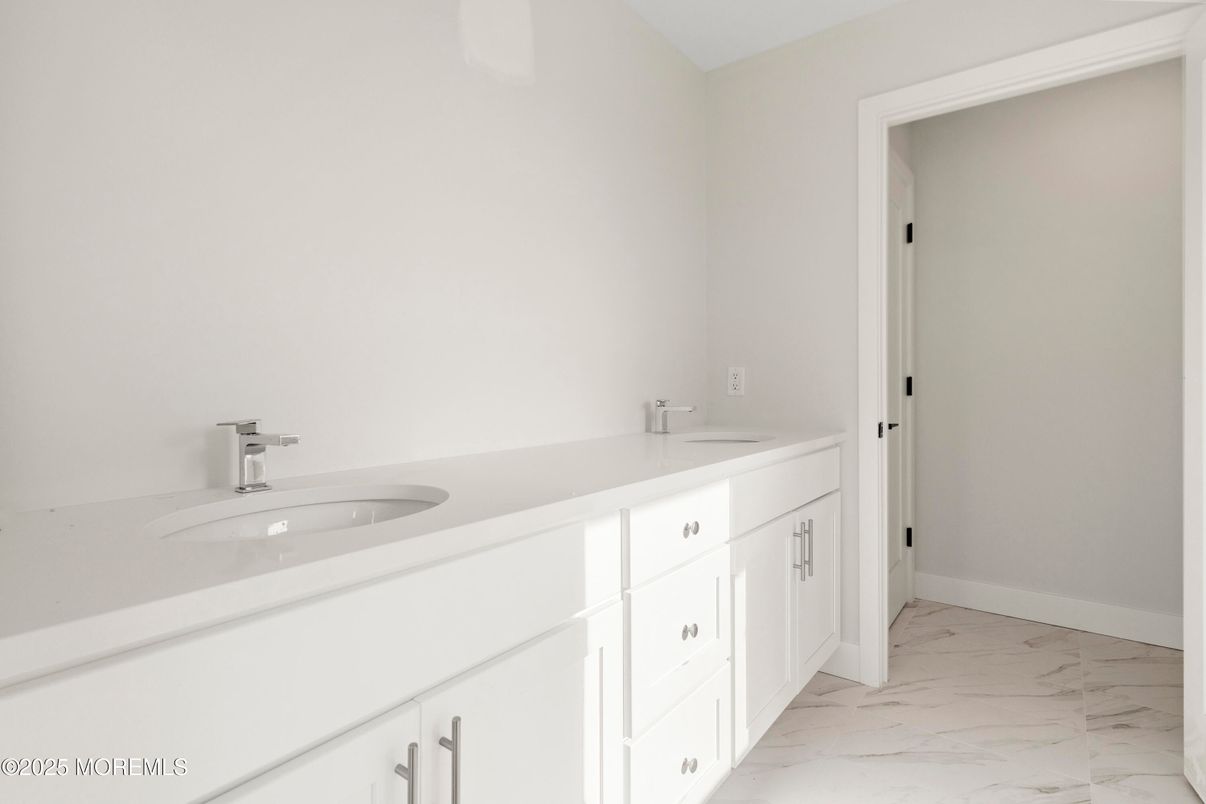 Bathroom, Dual Sink Vanities, Interior, Marble