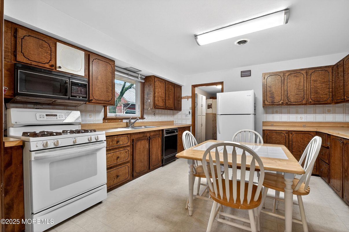 Dining room, Interior, Kitchen