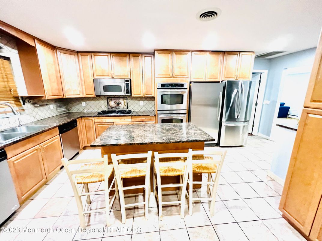 Interior, Kitchen, Stainless Steel Appliances