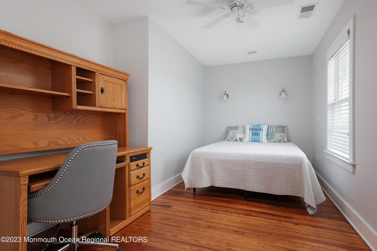 Bedroom, Home Office, Interior, Wood Texture Flooring