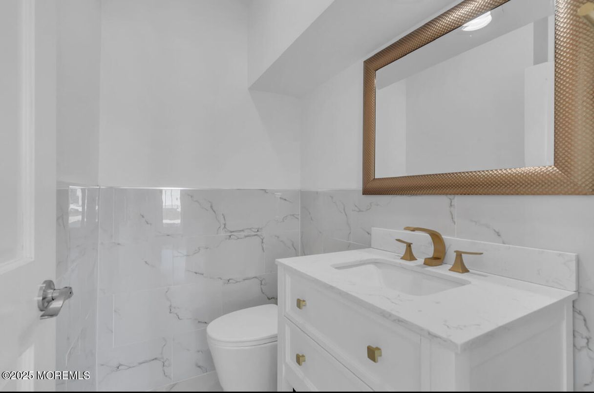 Bathroom, Interior, Marble Walls