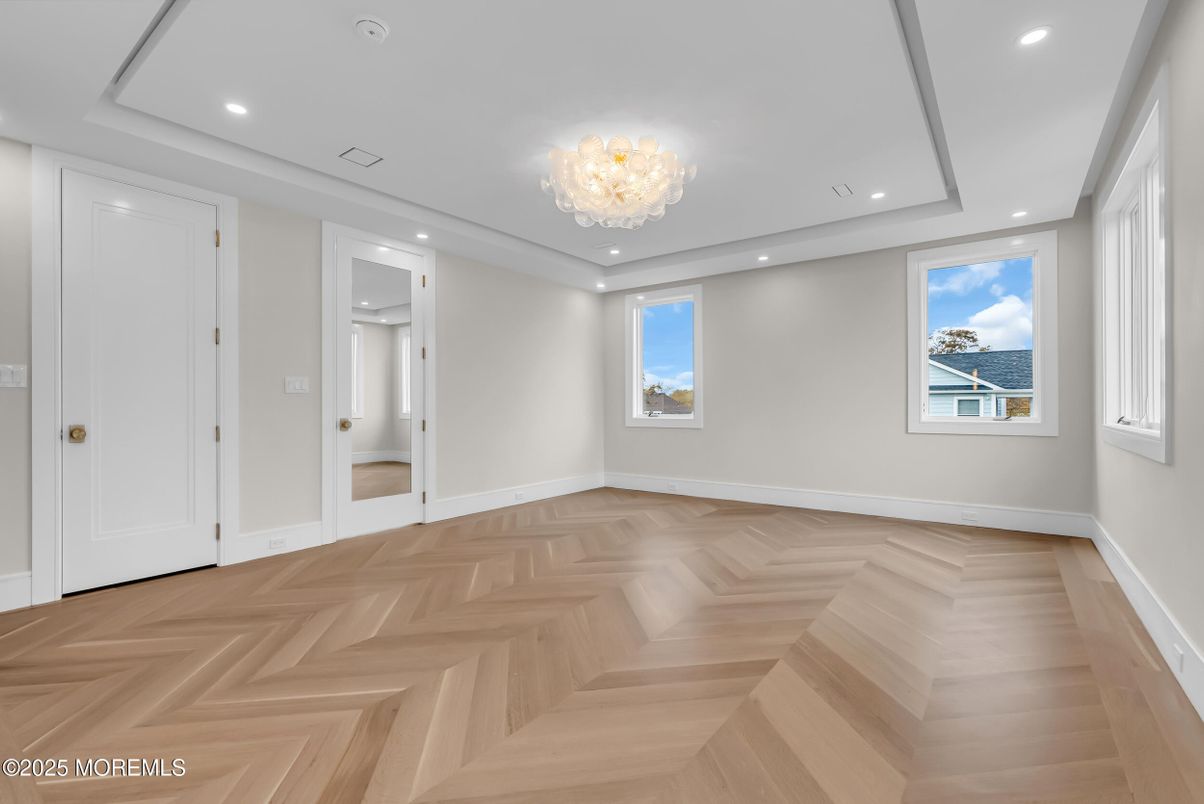 Chandelier, Empty room, Interior, Recessed Lighting, Wood Texture Flooring