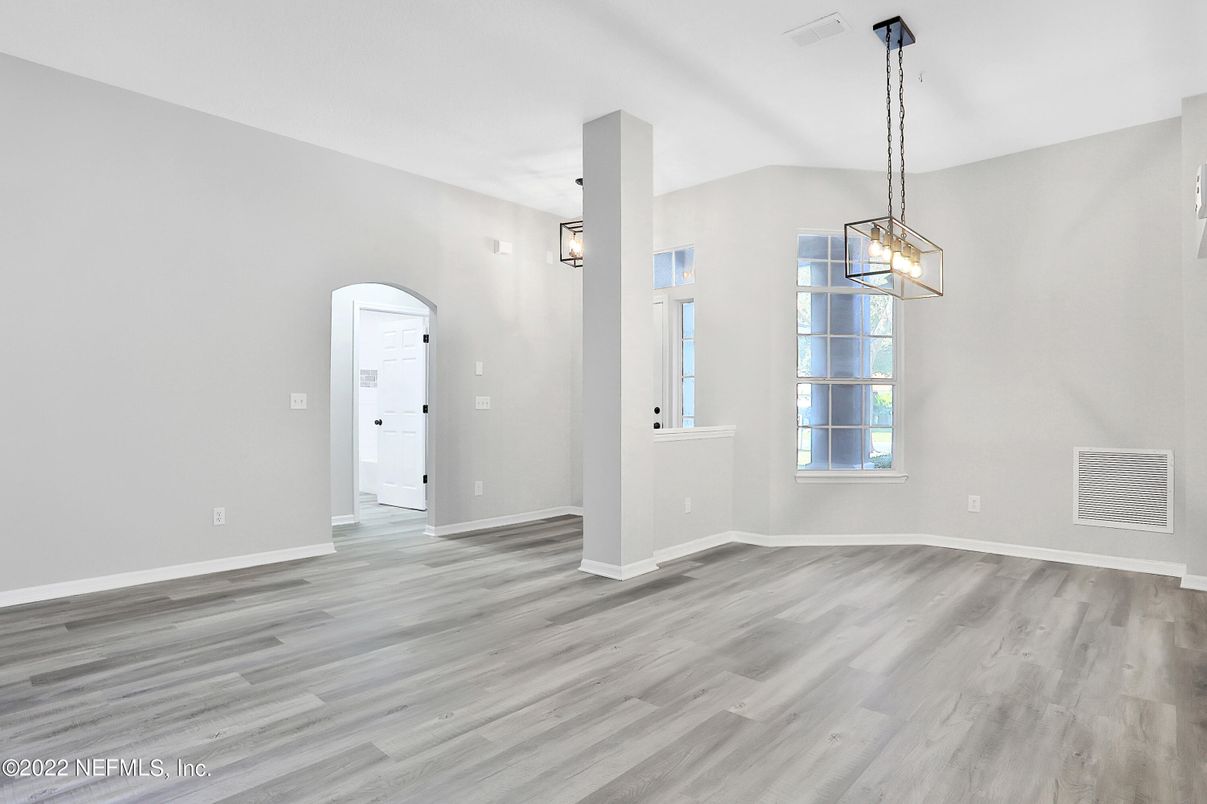 Empty room, Interior, Pendant Lights, Wood Texture Flooring