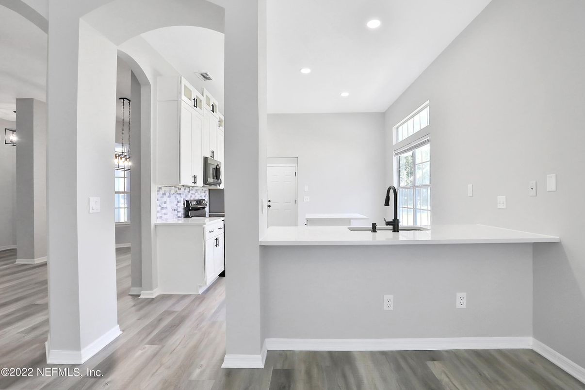 Interior, Kitchen, Pendant Lights, Recessed Lighting, Wood Texture Flooring