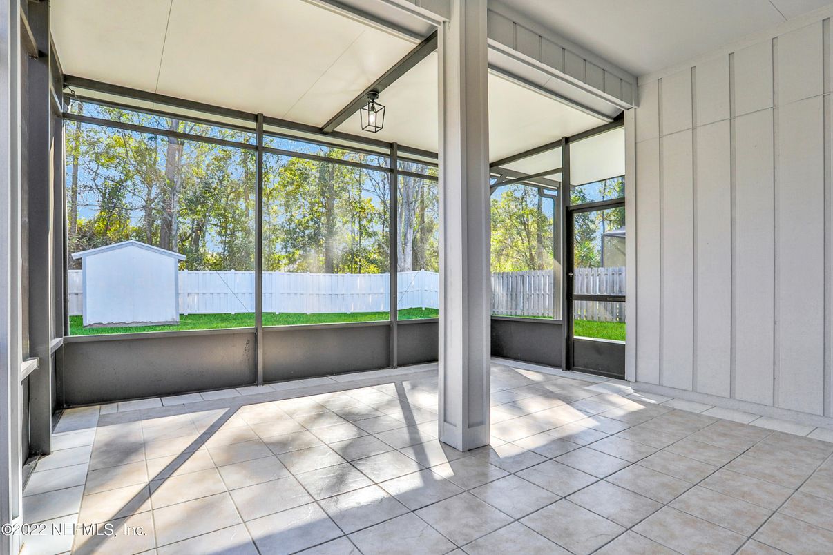 Empty room, Interior, Sun Room