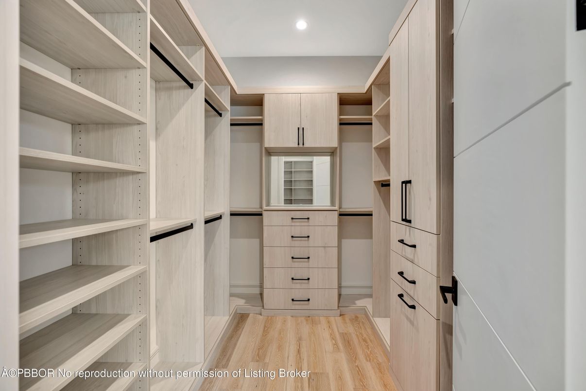 Interior, Recessed Lighting, Walk-in Closets, Wood Texture Flooring