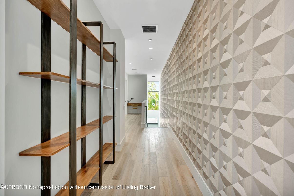 Interior, Recessed Lighting, Walk-in Closets, Wood Texture Flooring