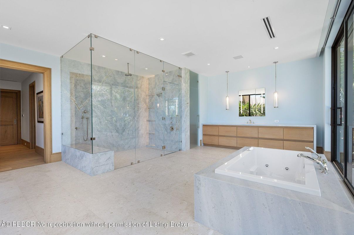 Bathroom, Glass Shower, Interior, Pendant Lights, Recessed Lighting