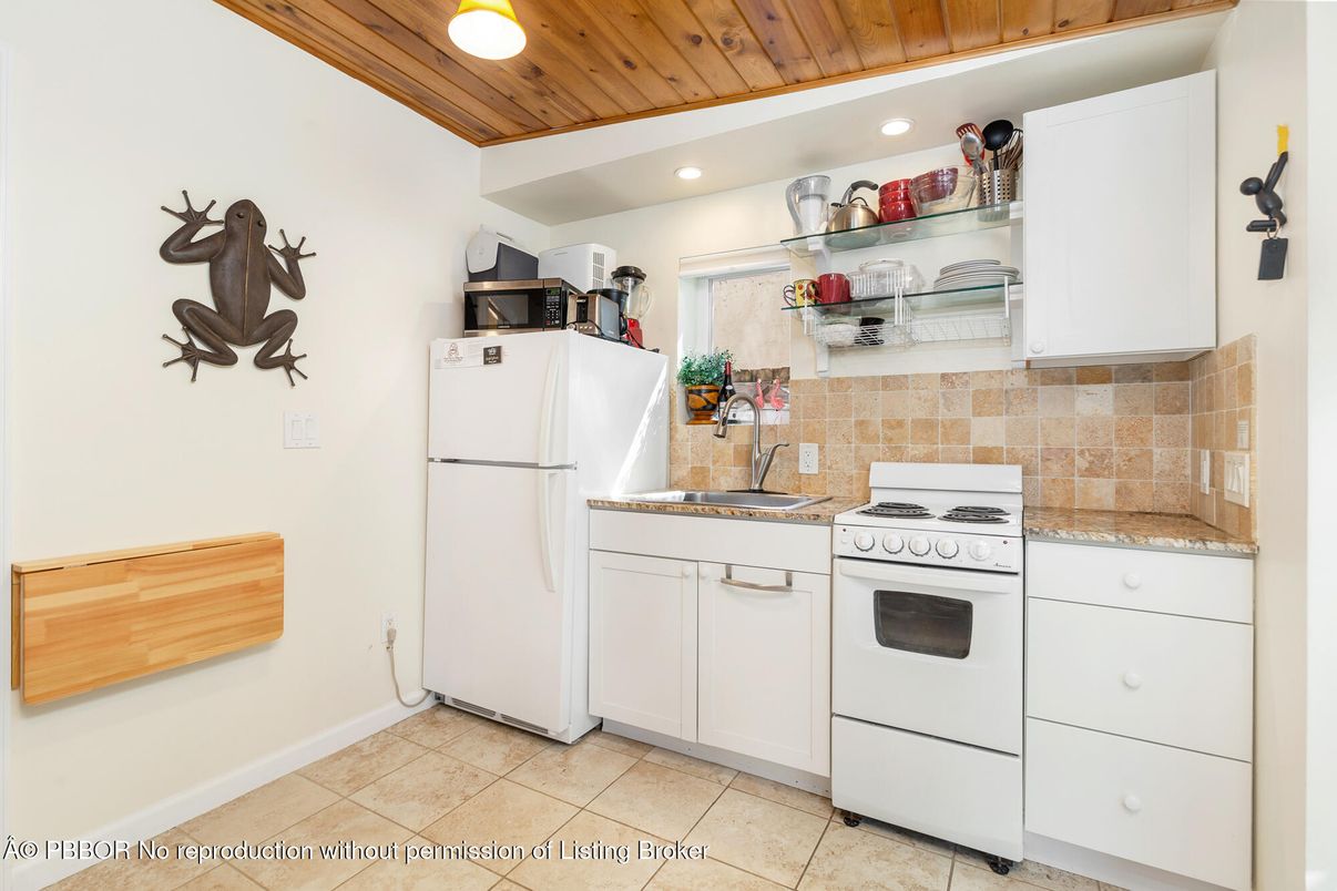 Interior, Kitchen, Recessed Lighting, Wooden Ceilings