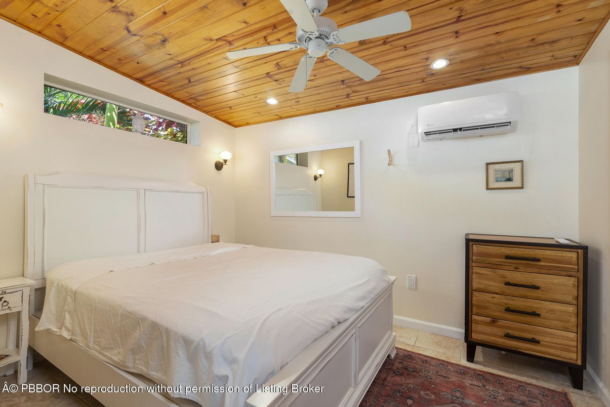 Bedroom, Interior, Recessed Lighting, Wooden Ceilings