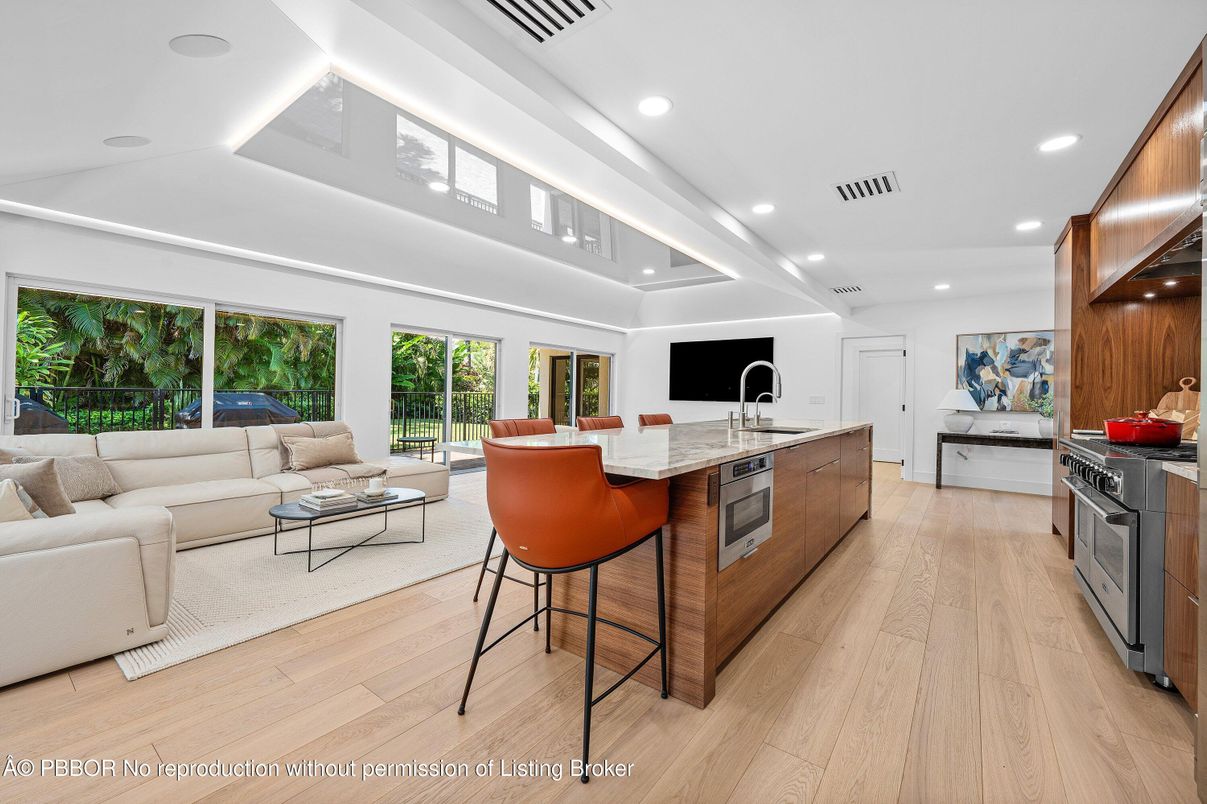 Dining room, Interior, Kitchen, Living room, Recessed Lighting, Wood Texture Flooring