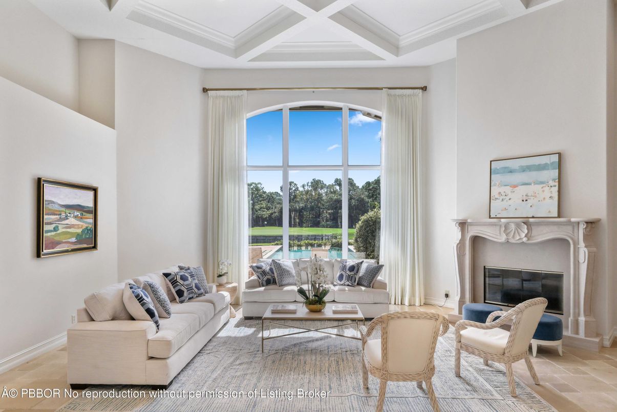 Fireplace, Interior, Living room