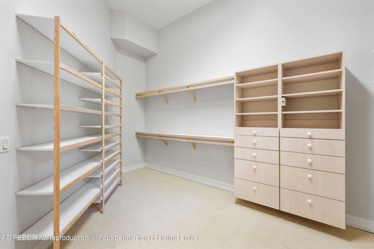 Interior, Walk-in Closets