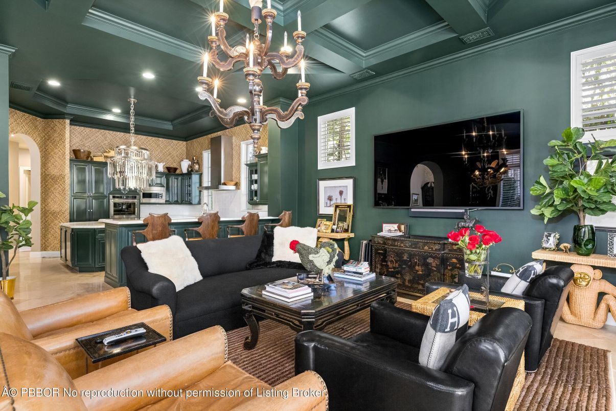 Chandelier, Dining room, Interior, Kitchen, Living room, Recessed Lighting