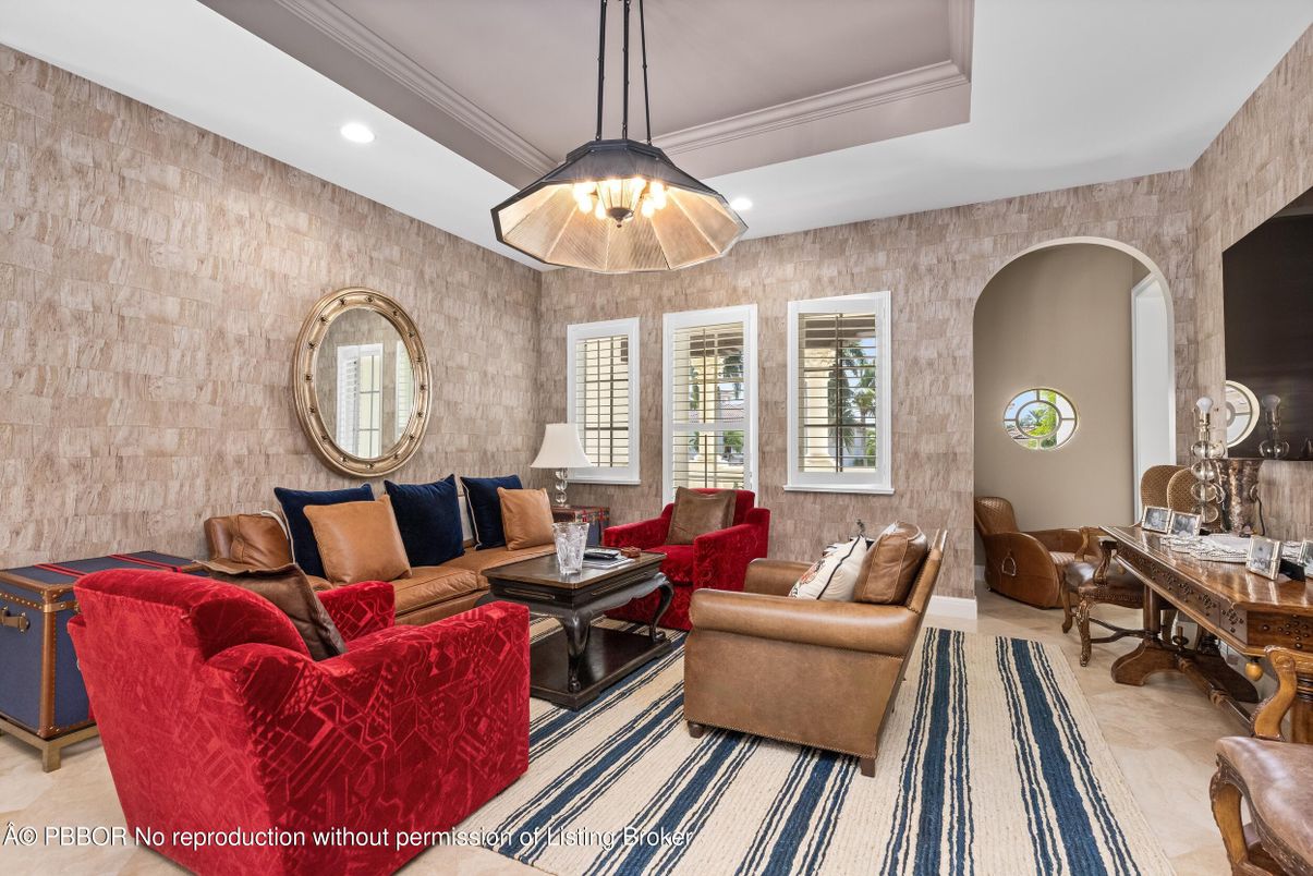 Interior, Living room, Pendant Lights, Recessed Lighting