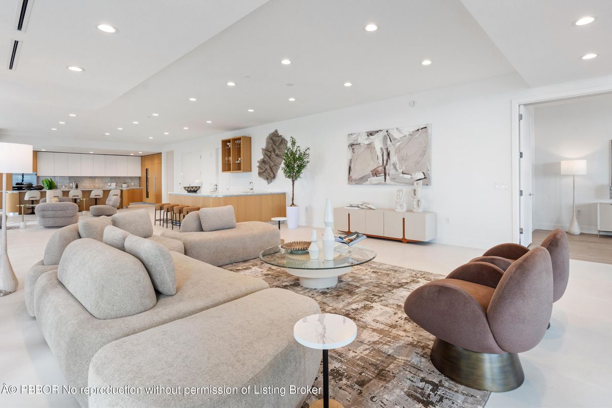 Dining room, Interior, Kitchen, Living room, Recessed Lighting