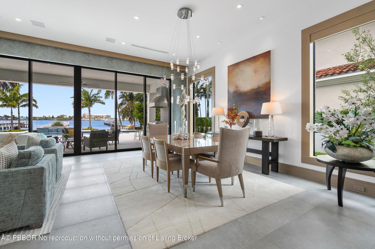 Dining room, Interior, Pendant Lights, Recessed Lighting, Water