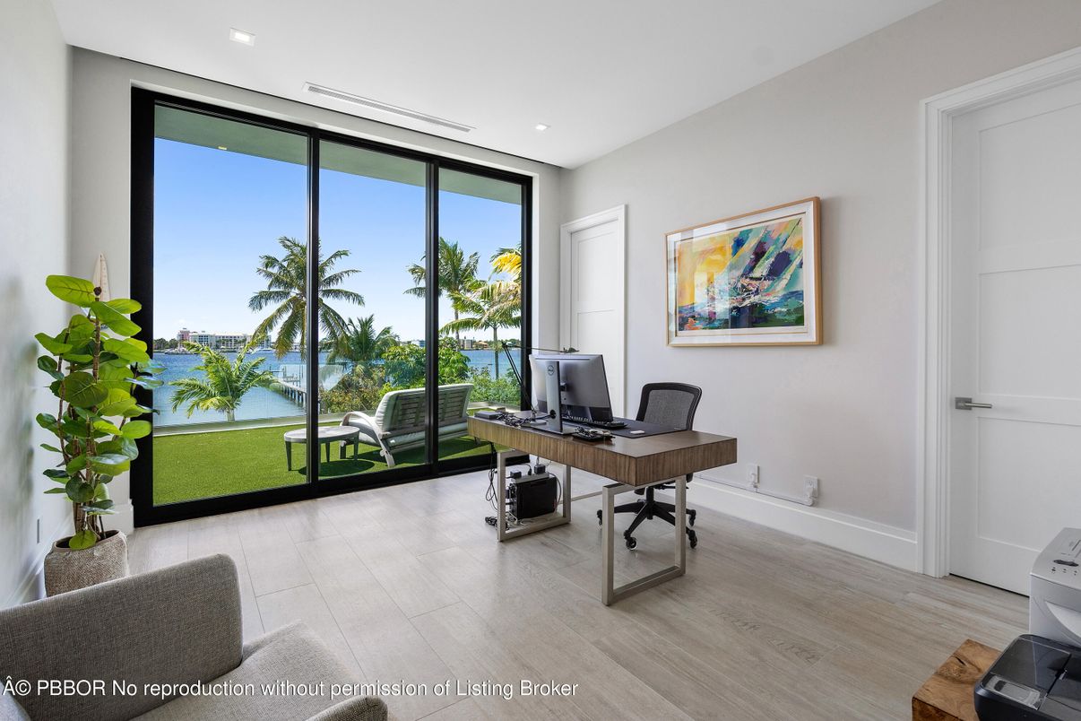 Home Office, Interior, Recessed Lighting, Water, Wood Texture Flooring