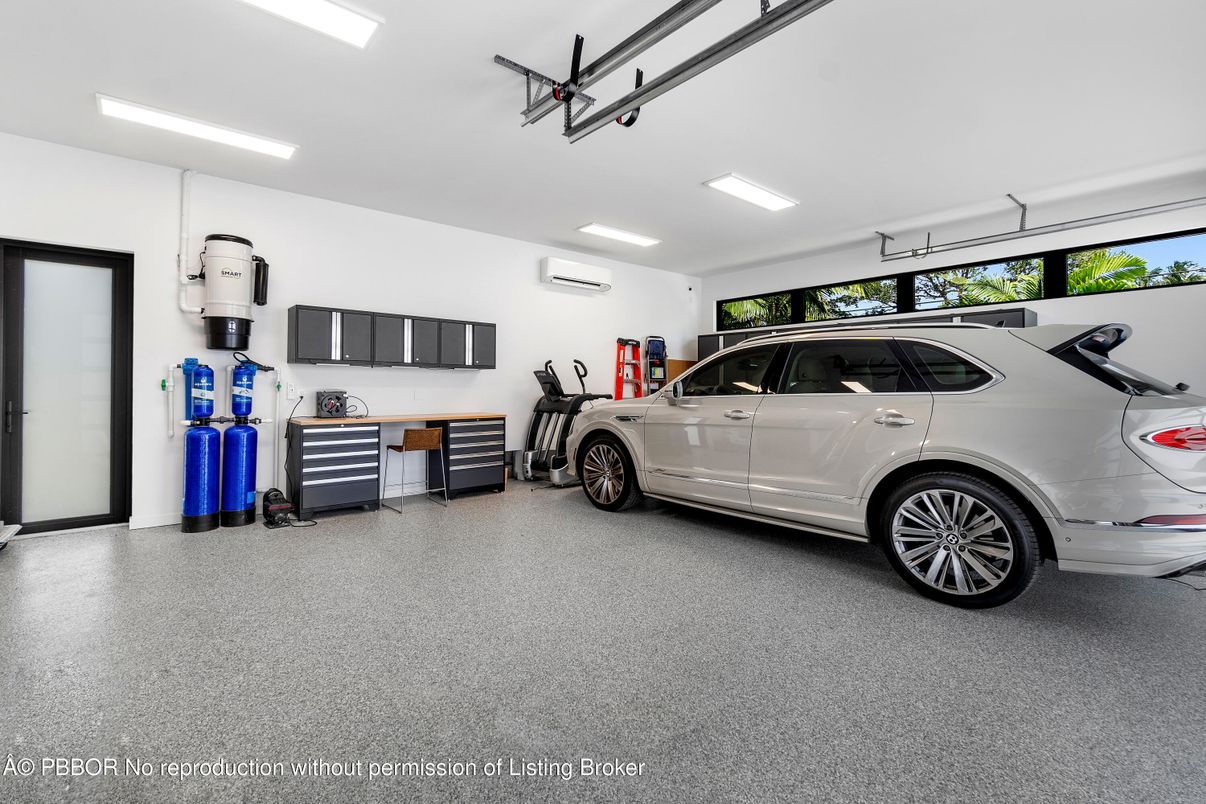Garage, Interior, Recessed Lighting