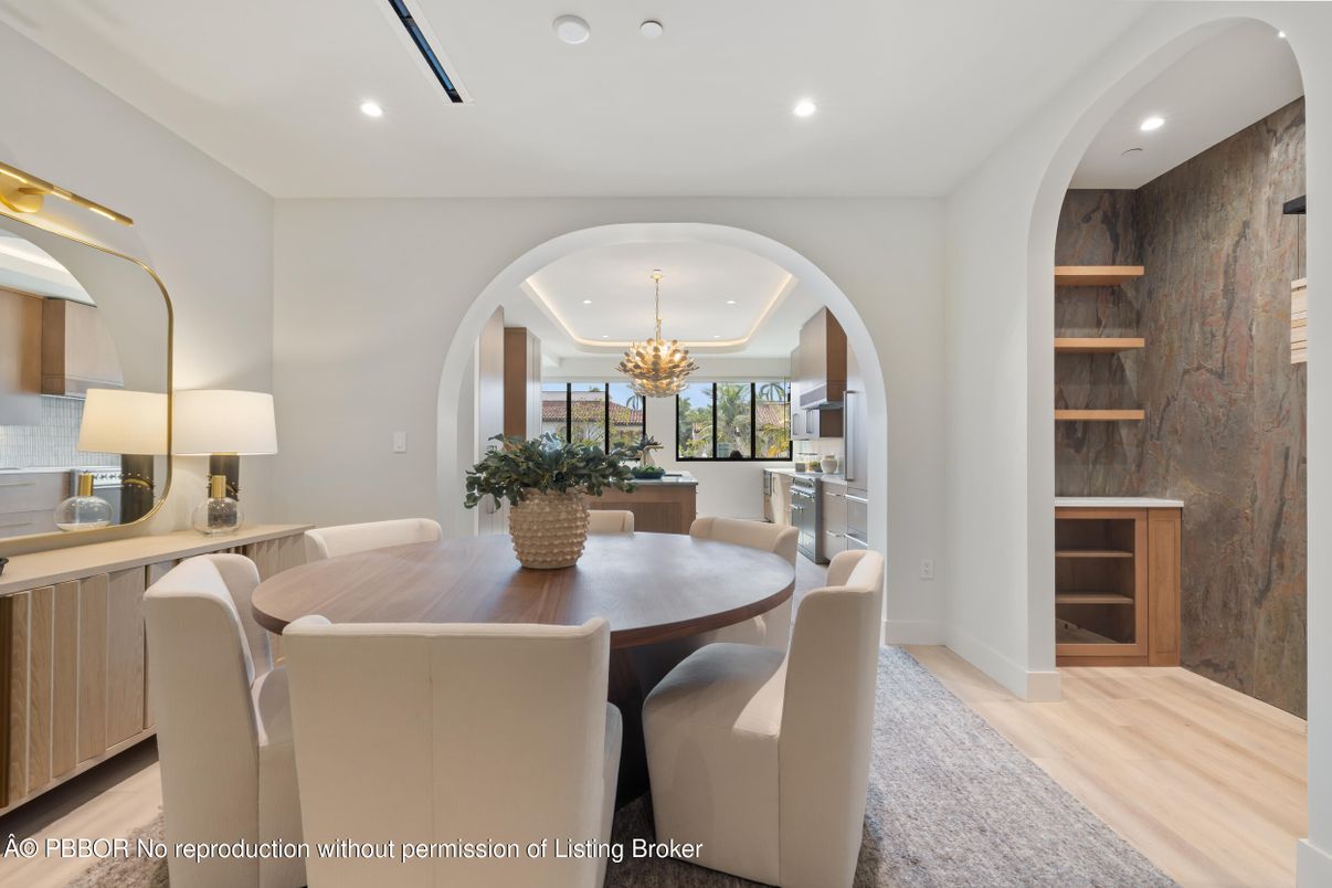 Chandelier, Dining room, Interior, Recessed Lighting, Wood Texture Flooring