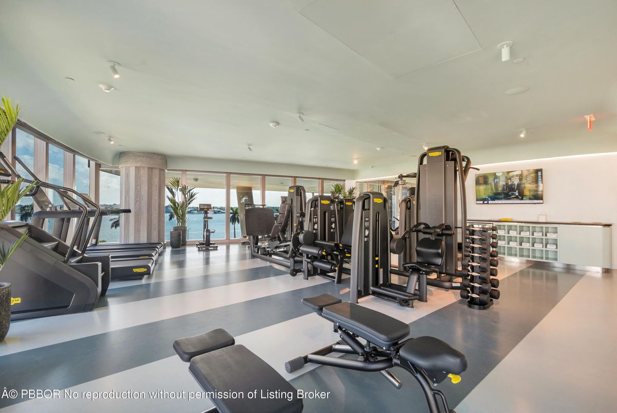 Fitness Equipment, Gym, Interior, Recessed Lighting, Water