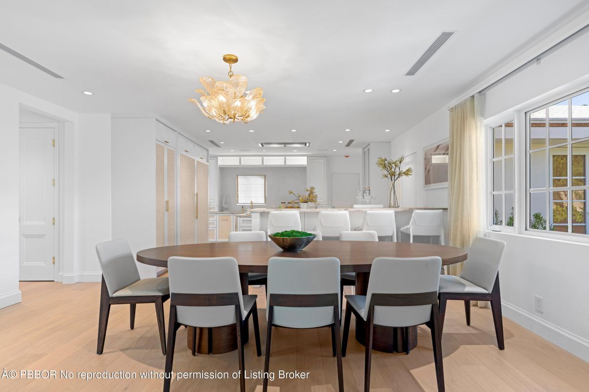 Chandelier, Dining room, Interior, Kitchen, Recessed Lighting, Wood Texture Flooring