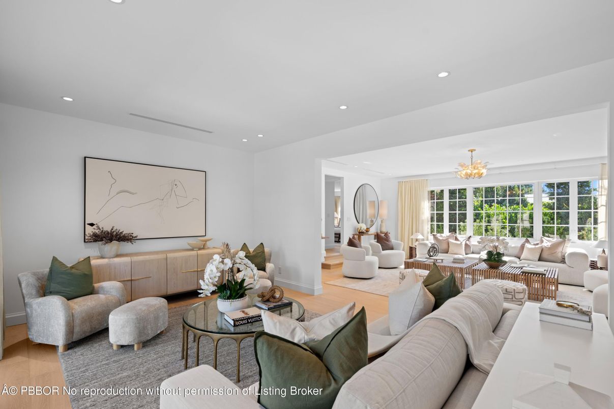 Chandelier, Interior, Living room, Recessed Lighting, Wood Texture Flooring