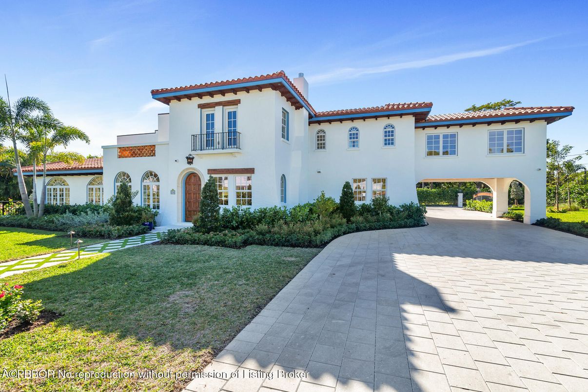 Backyard, Exterior, Facade, Spanish Mediterranean