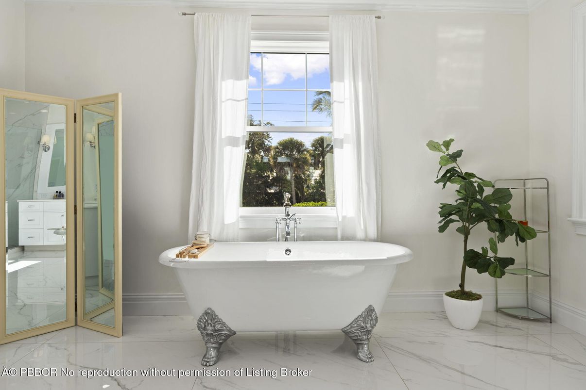Bathroom, Free Standing Baths, Interior, Marble