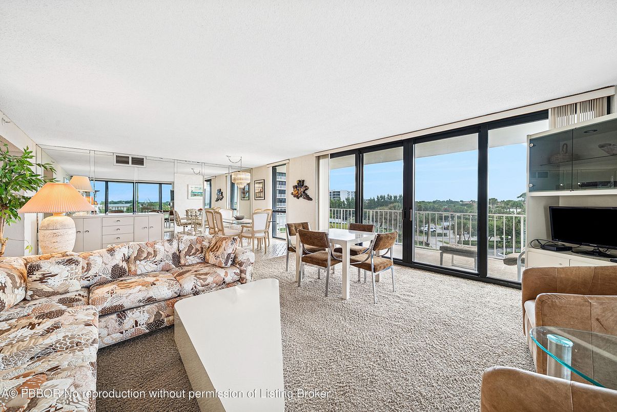 DE Listing image placeholder