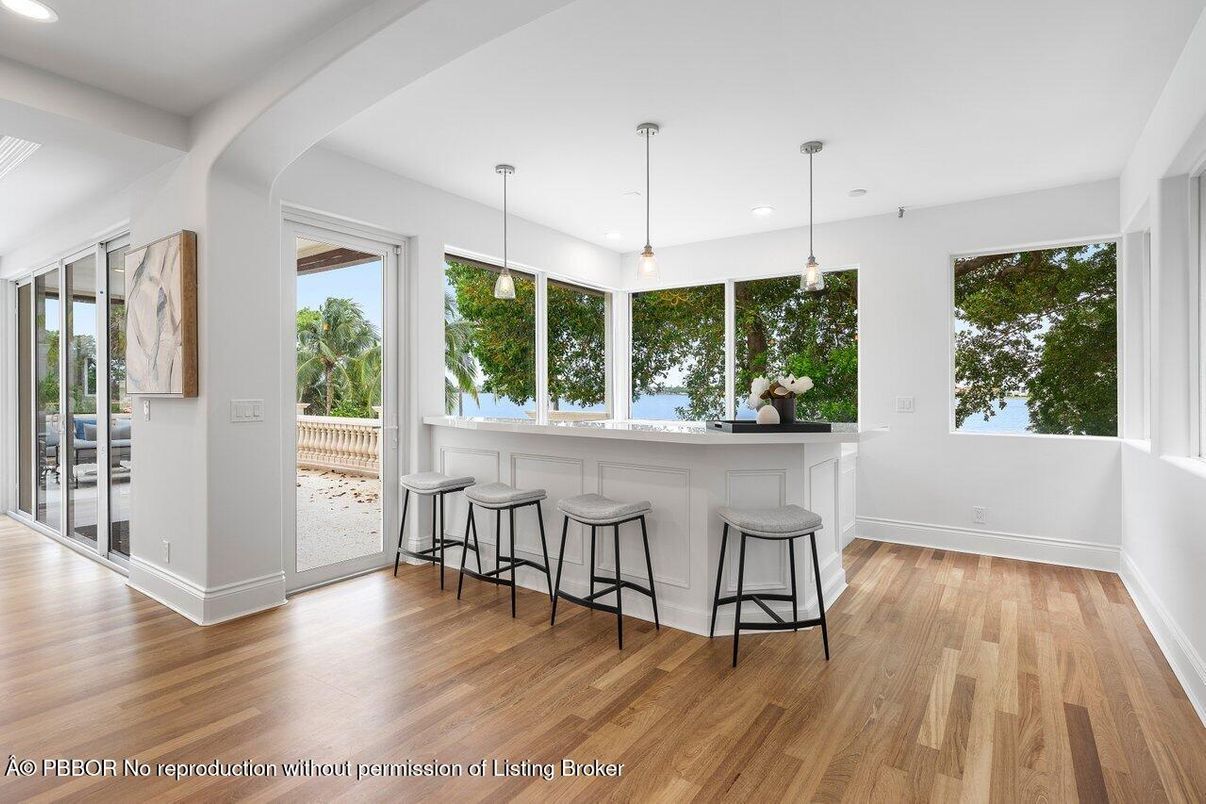 Interior, Pendant Lights, Recessed Lighting, Wood Texture Flooring