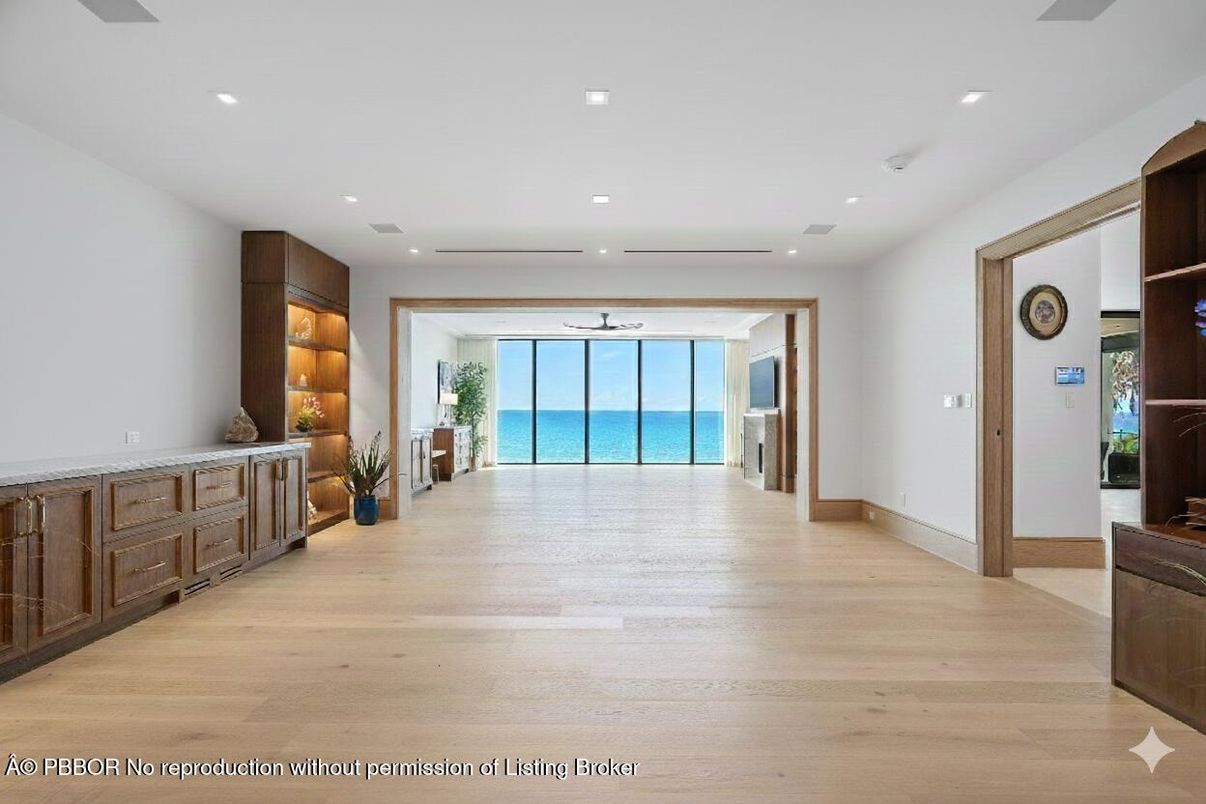 Interior, Recessed Lighting, Water, Wood Texture Flooring