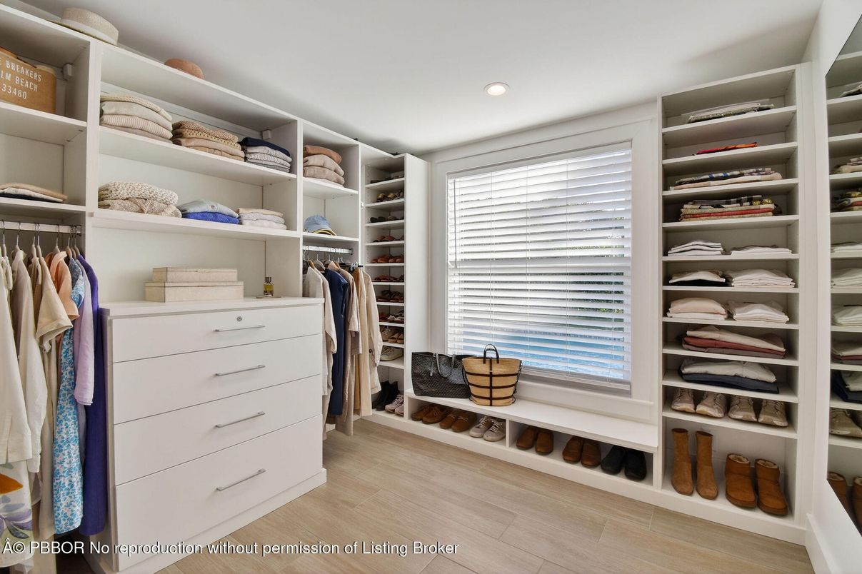 Interior, Recessed Lighting, Walk-in Closets, Wood Texture Flooring