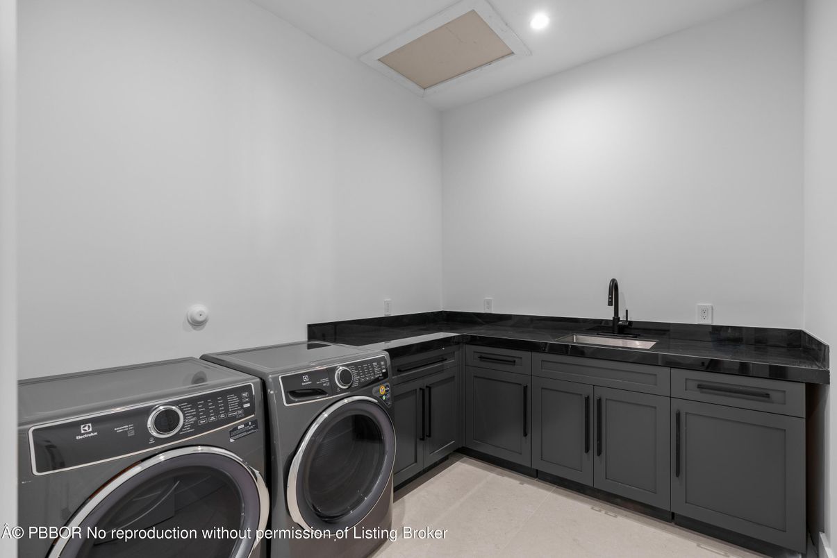 Interior, Recessed Lighting, Washer