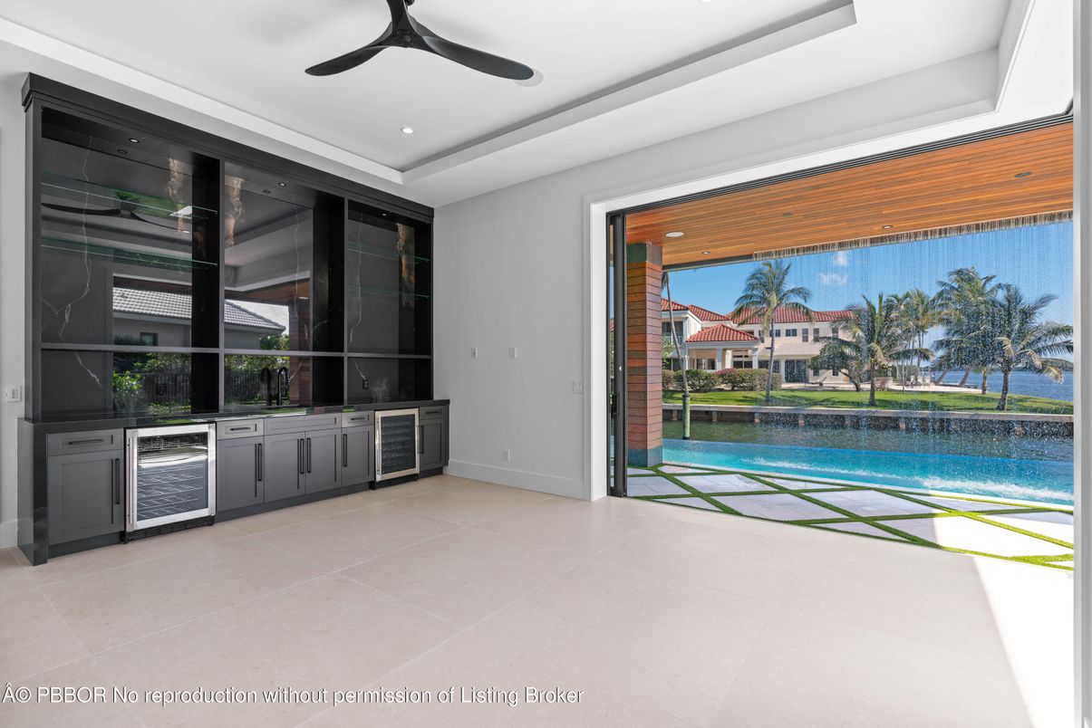 Interior, Recessed Lighting, Water