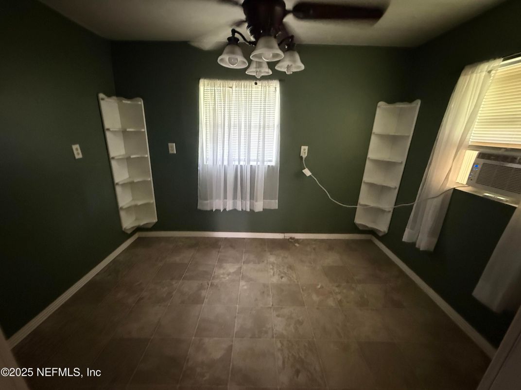 Chandelier, Empty room, Interior