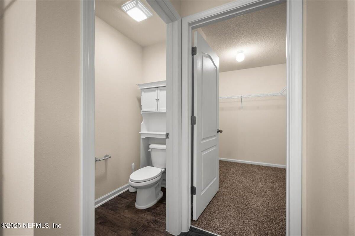 Bathroom, Interior, Walk-in Closets, Wood Texture Flooring