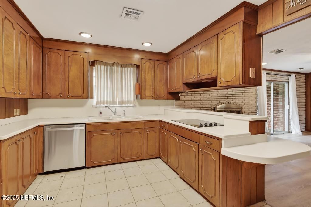 Interior, Kitchen, Recessed Lighting