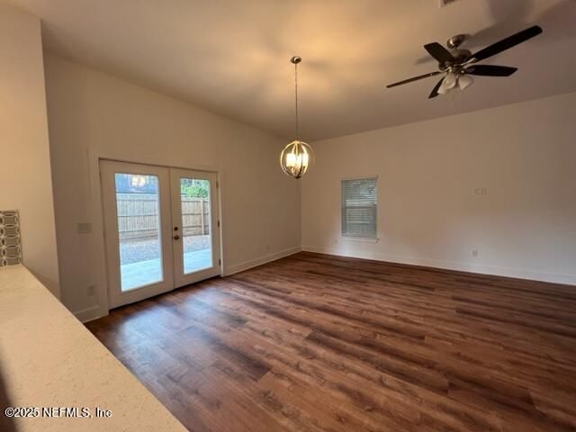 Empty room, Interior, Pendant Lights, Wood Texture Flooring
