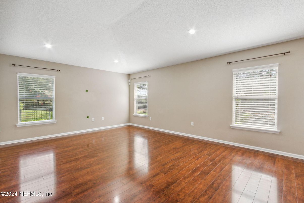 Empty room, Interior, Recessed Lighting, Wood Texture Flooring