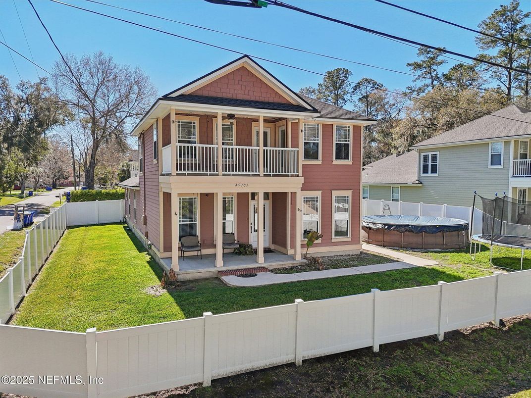 Backyard, Exterior, Pool