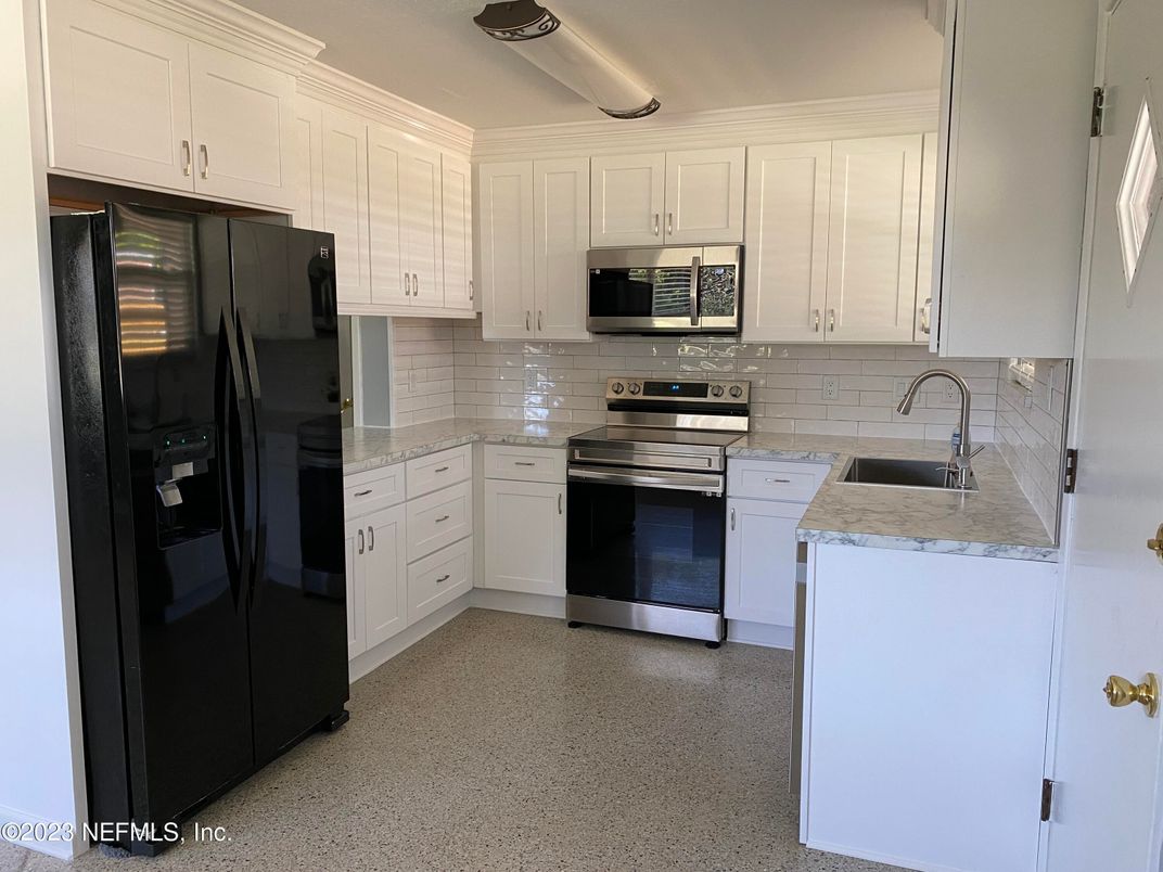 Interior, Kitchen, Stainless Steel Appliances