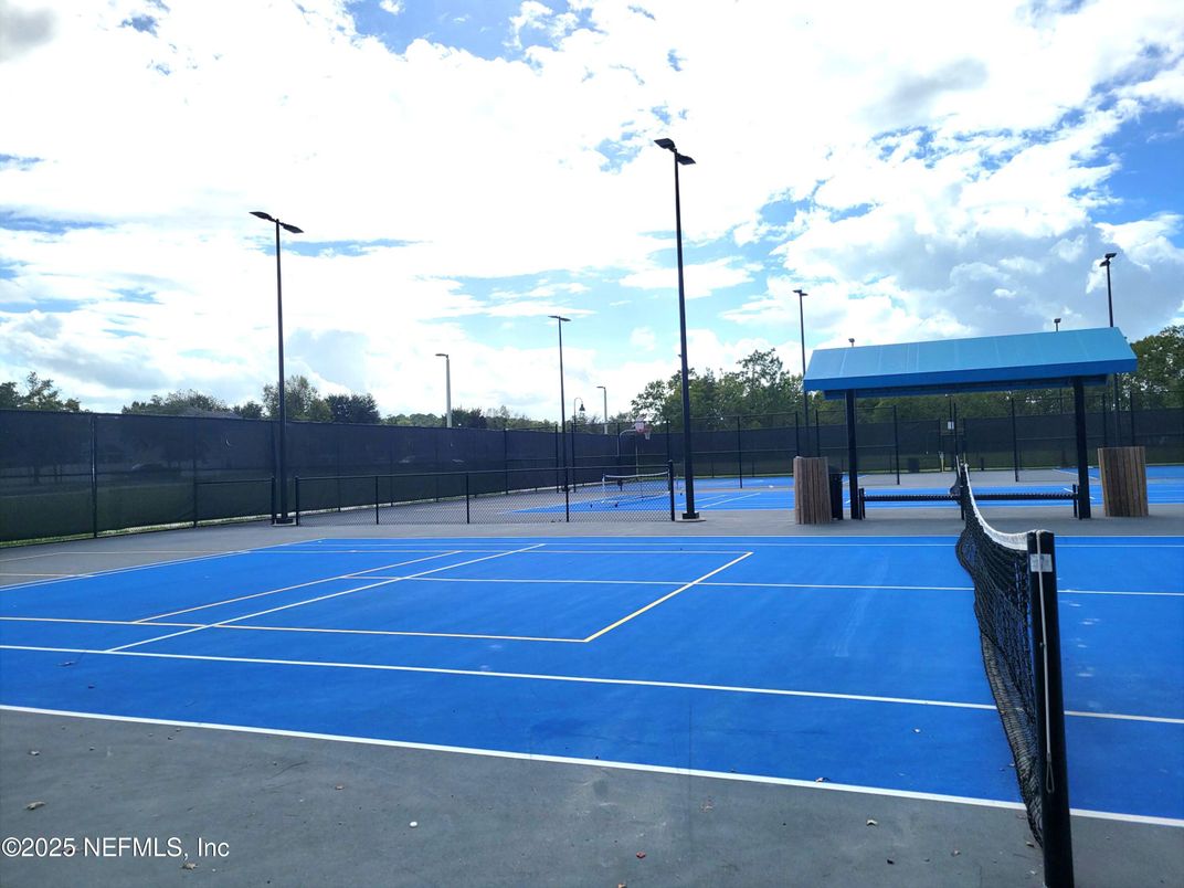 Exterior, Tennis Courts