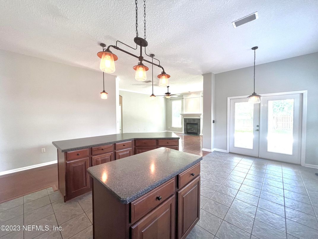 Fireplace, Interior, Kitchen, Pendant Lights