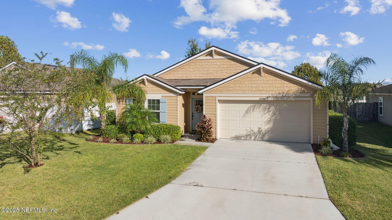 Attached, Exterior, Facade, Ranch