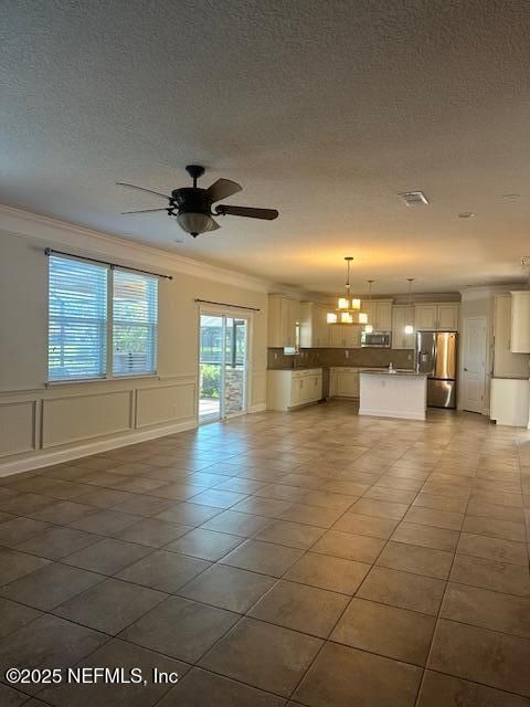 Chandelier, Empty room, Interior, Kitchen, Pendant Lights, Stainless Steel Appliances