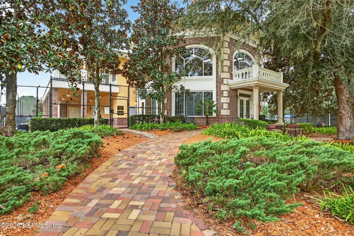 Exterior, Facade, Brick Facade, None